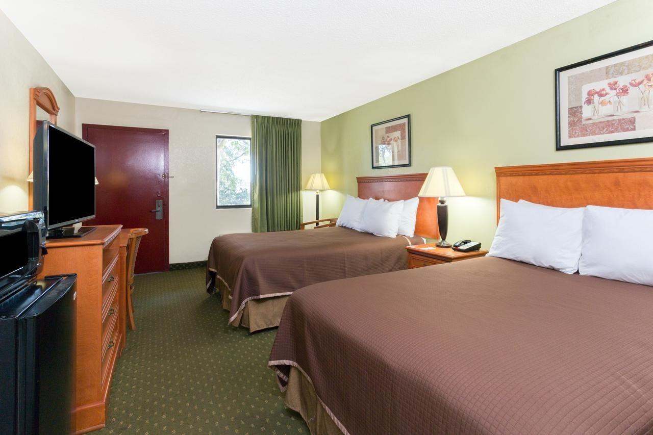 Howard Johnson By Wyndham Tallahassee Kültér fotó