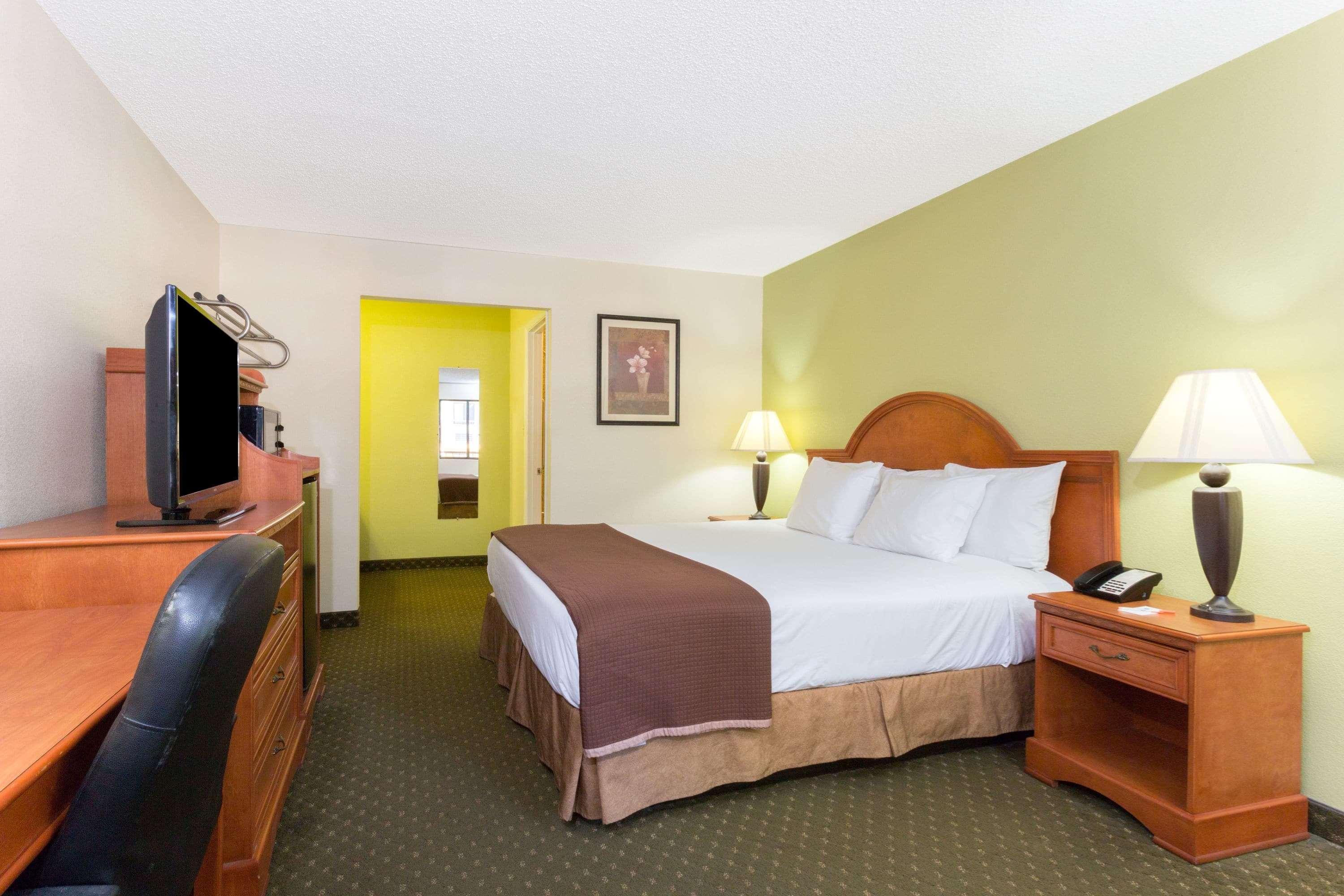 Howard Johnson By Wyndham Tallahassee Kültér fotó