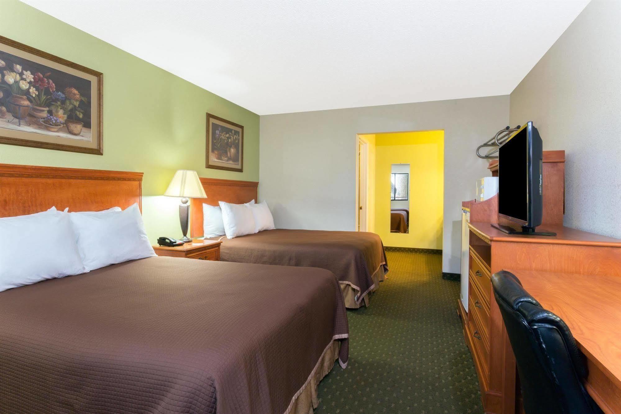 Howard Johnson By Wyndham Tallahassee Kültér fotó